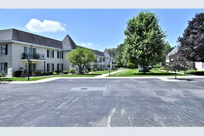2288 Bordeaux Walk #D1, Highland, IN 46322 - Photo 3