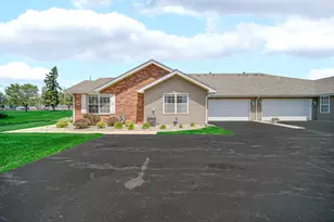 1024 N Woodlawn Ave, Griffith, IN 46319 - Photo 7