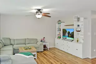 5534 Malibu Dr, Lowell, IN 46356 - Photo 5