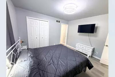 2244 W Taft Street, Gary, IN 46404 - Photo 13