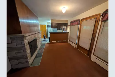 777 Memory Lane, Hobart, IN 46342 - Photo 5