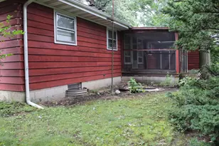 777 Memory Ln, Hobart, IN 46342 - Photo 29