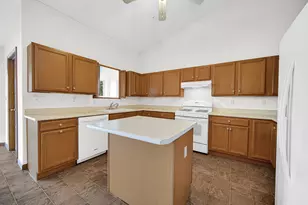 9103 Wright St, Merrillville, IN 46410 - Photo 11