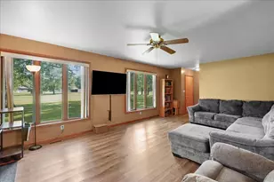 67 W 1050 N, Chesterton, IN 46304 - Photo 3