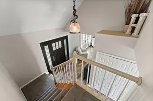 1507 Oak Leaf Dr, Crown Point, IN 46307 - Photo 15