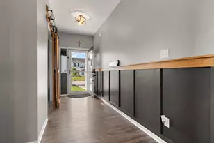 8289 W 171st Pl, Lowell, IN 46356 - Photo 5