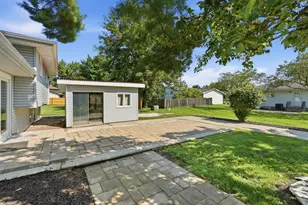 1109 Azalea Dr, Munster, IN 46321 - Photo 29