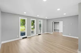 1109 Azalea Dr, Munster, IN 46321 - Photo 7