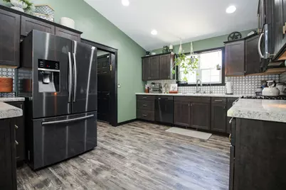 1174 E 1275 N, Wheatfield, IN 46392 - Photo 13