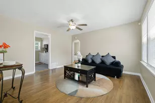 1001 Utah St, Gary, IN 46403 - Photo 5