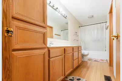 2994 Barberry Drive, Hobart, IN 46342 - Photo 15