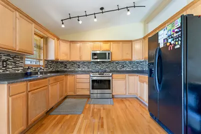 2994 Barberry Drive, Hobart, IN 46342 - Photo 7