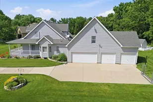 101 Lolabell Dr W, Valparaiso, IN 46385 - Photo 39