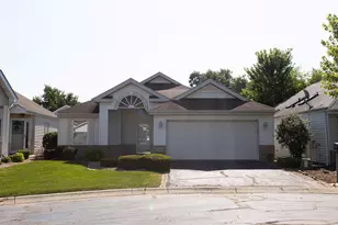11141 Briarcliff Ct, Crown Point, IN 46307 - Photo 1