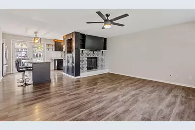 7562 Montana Street, Merrillville, IN 46410 - Photo 5