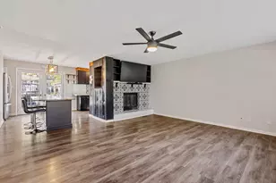 7562 Montana St, Merrillville, IN 46410 - Photo 5