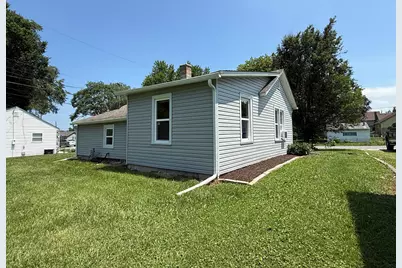 304 N Lincoln Street, Hebron, IN 46341 - Photo 13