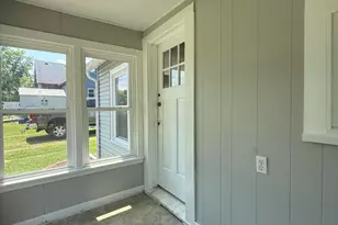 304 N Lincoln St, Hebron, IN 46341 - Photo 3