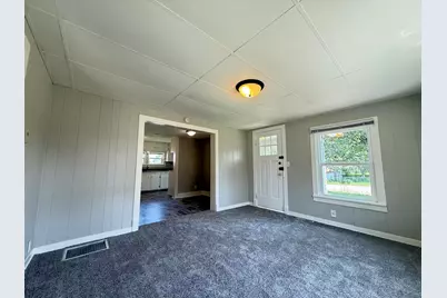 304 N Lincoln Street, Hebron, IN 46341 - Photo 5