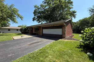 253 Butternut Ln, Valparaiso, IN 46383 - Photo 19