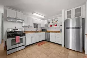 509 E Jefferson St, Westville, IN 46391 - Photo 9