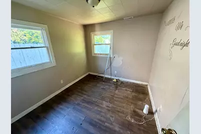 3722 W 20th Place, Gary, IN 46404 - Photo 9