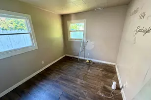 3722 W 20th Pl, Gary, IN 46404 - Photo 9
