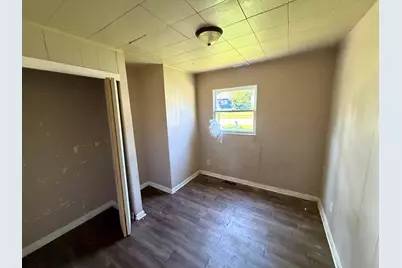 3722 W 20th Place, Gary, IN 46404 - Photo 7