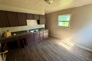 3722 W 20th Pl, Gary, IN 46404 - Photo 11
