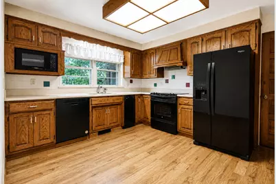 131 Westchester Court, Chesterton, IN 46304 - Photo 5