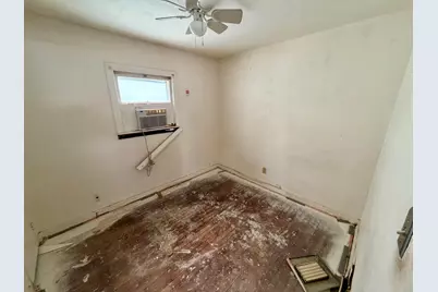 1453 W 17th Avenue, Gary, IN 46407 - Photo 11