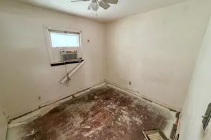 1453 W 17th Ave, Gary, IN 46407 - Photo 11