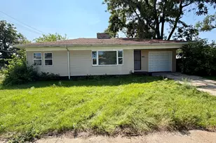 460 Hovey St, Gary, IN 46406 - Photo 1