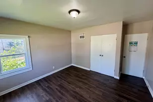460 Hovey St, Gary, IN 46406 - Photo 13