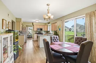 11081 Miami St, Crown Point, IN 46307 - Photo 9