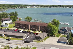 8125 Lake Shore Dr, Cedar Lake, IN 46303 - Photo 5