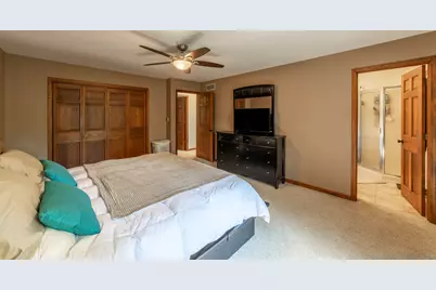 2241 Grand Avenue, Schererville, IN 46375 - Photo 23