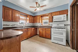 2111 Stanton Ave, Whiting, IN 46394 - Photo 9