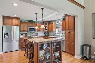 1018 Sterling Ct, Crown Point, IN 46307 - Photo 9