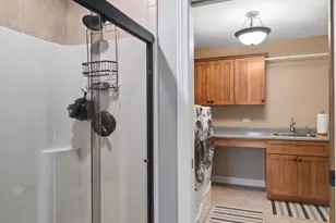 1018 Sterling Ct, Crown Point, IN 46307 - Photo 21