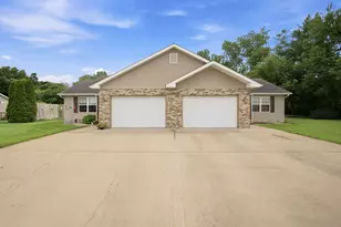 716-718 7th Street SW, Demotte, IN 46310 - Photo 3