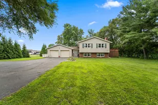 374 E 1125 S, Kouts, IN 46347 - Photo 1