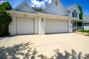 2228 Keene Dr, Schererville, IN 46375 - Photo 7