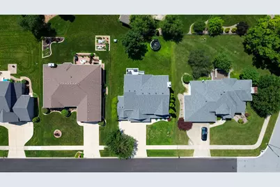 2228 Keene Drive, Schererville, IN 46375 - Photo 59