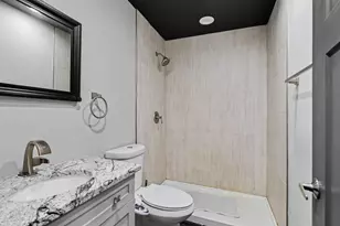 455 Marian Dr, Valparaiso, IN 46385 - Photo 9
