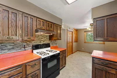 1089 N 200 W, Chesterton, IN 46304 - Photo 13