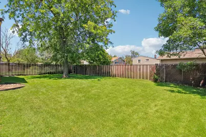 1845 Bluebird Lane, Munster, IN 46321 - Photo 43