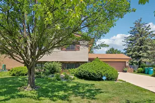 1845 Bluebird Ln, Munster, IN 46321 - Photo 3