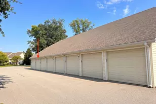 2925 Foggy Glen Dr, Valparaiso, IN 46385 - Photo 23