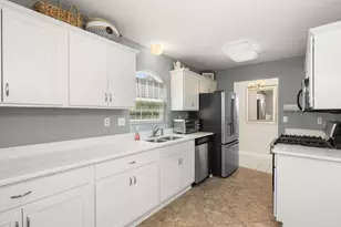 2925 Foggy Glen Dr, Valparaiso, IN 46385 - Photo 7